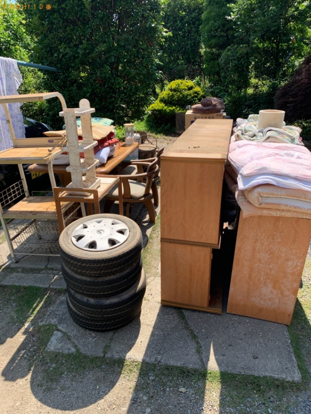 【富岡市】四人用ダイニングテーブル、椅子、自動車タイヤ等の回収