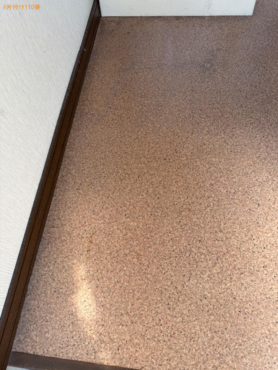 衣装ケース、スチールラック、座椅子、シングルマットレス等の回収